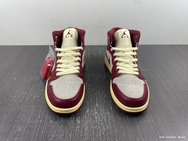 Cheap LUCY Leaf 1 Jordan Effortless DZ2820- Team 3684 Mid SE Tiki Red 1015
